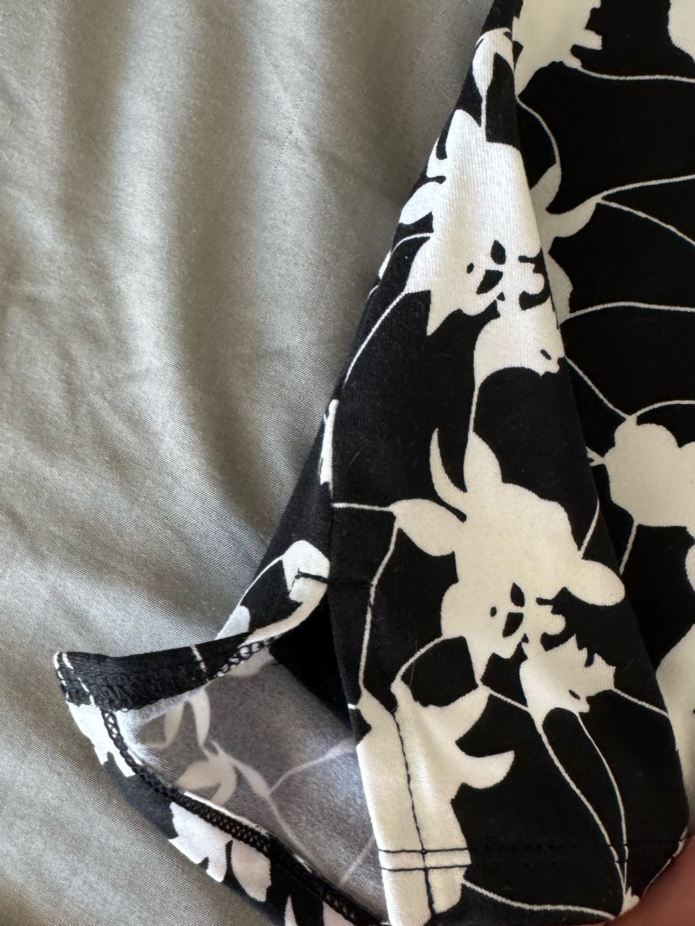 Tranquility by Colorado Clothing Black and White floral pattern - Picture 3 of 9